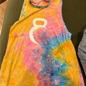 EUC ZYIA Hendrix Kettlemoon Tank